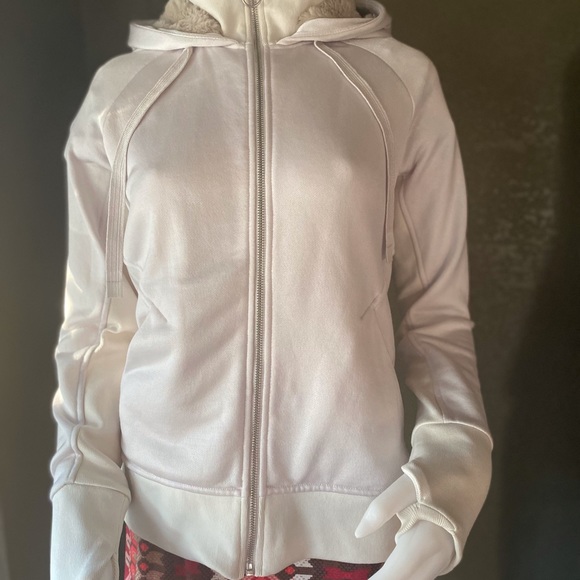 ATHLETA Luxe —designed in S.F. NWT - Picture 3 of 7